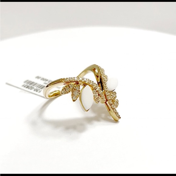 Sparking Diamonds & Mother of Pearl Cacubon in Solid 18K Rose Gold, High End - Picture 8 of 11